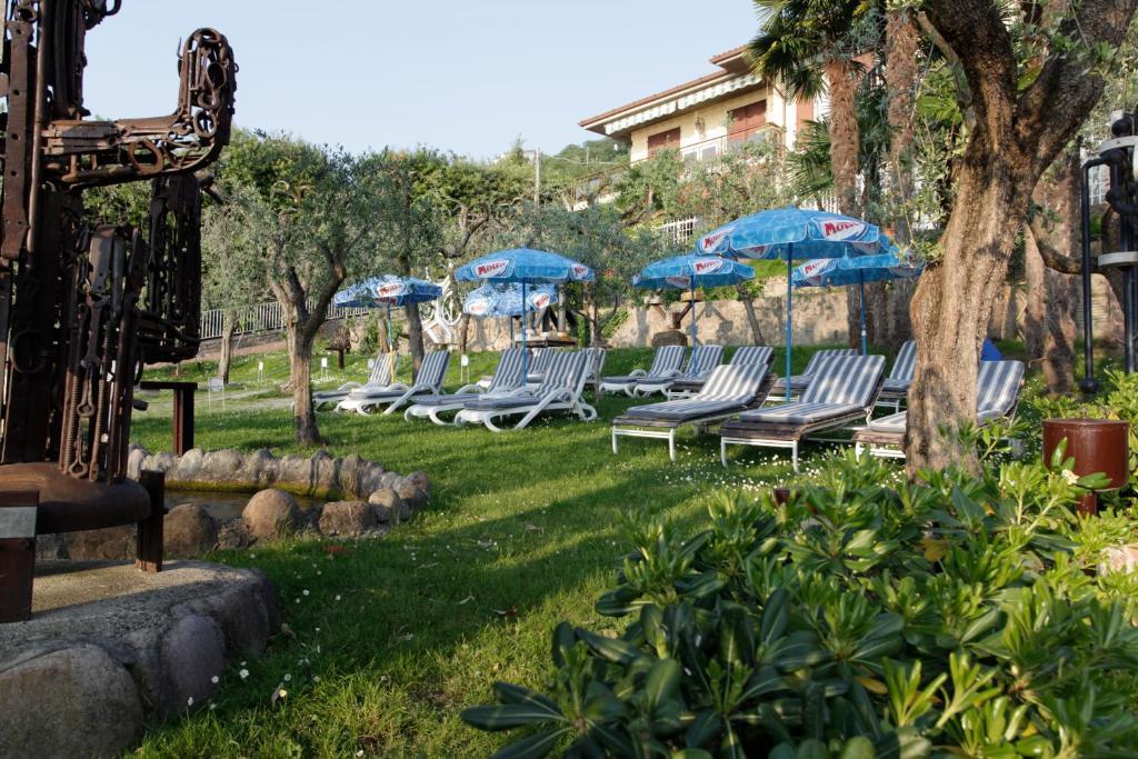 Hotel Fraderiana Torri Del Benaco Oda fotoğraf