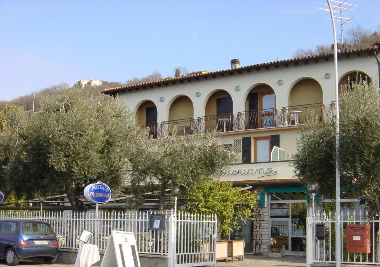 Hotel Fraderiana Torri Del Benaco Dış mekan fotoğraf